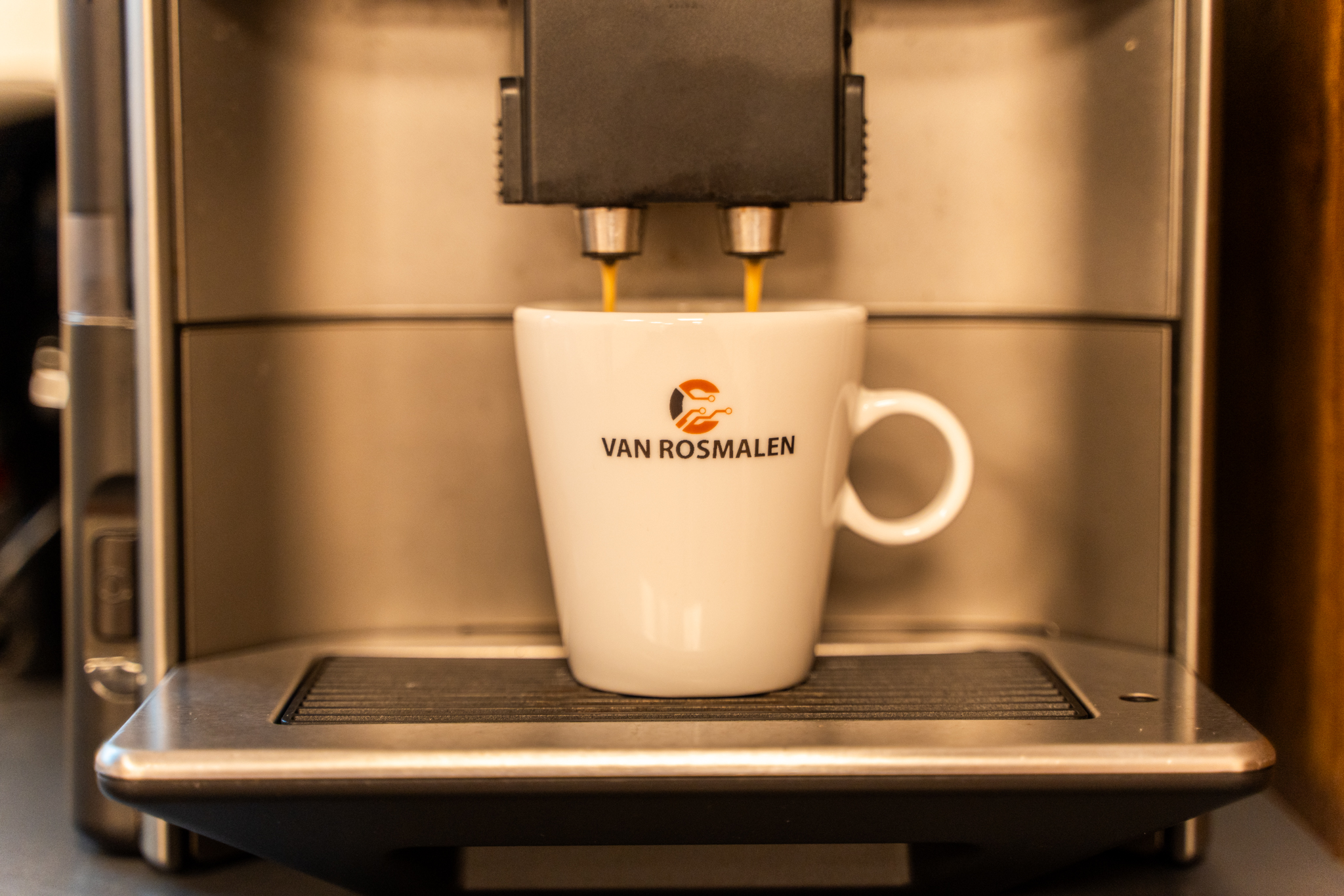 Van Rosmalen Automatisering — persoonlijk contact